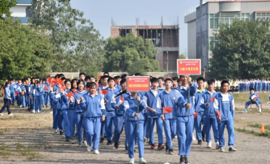 連州市職業(yè)技術(shù)學(xué)校、連州技工學(xué)校舉辦2019年廣播操比賽359.png